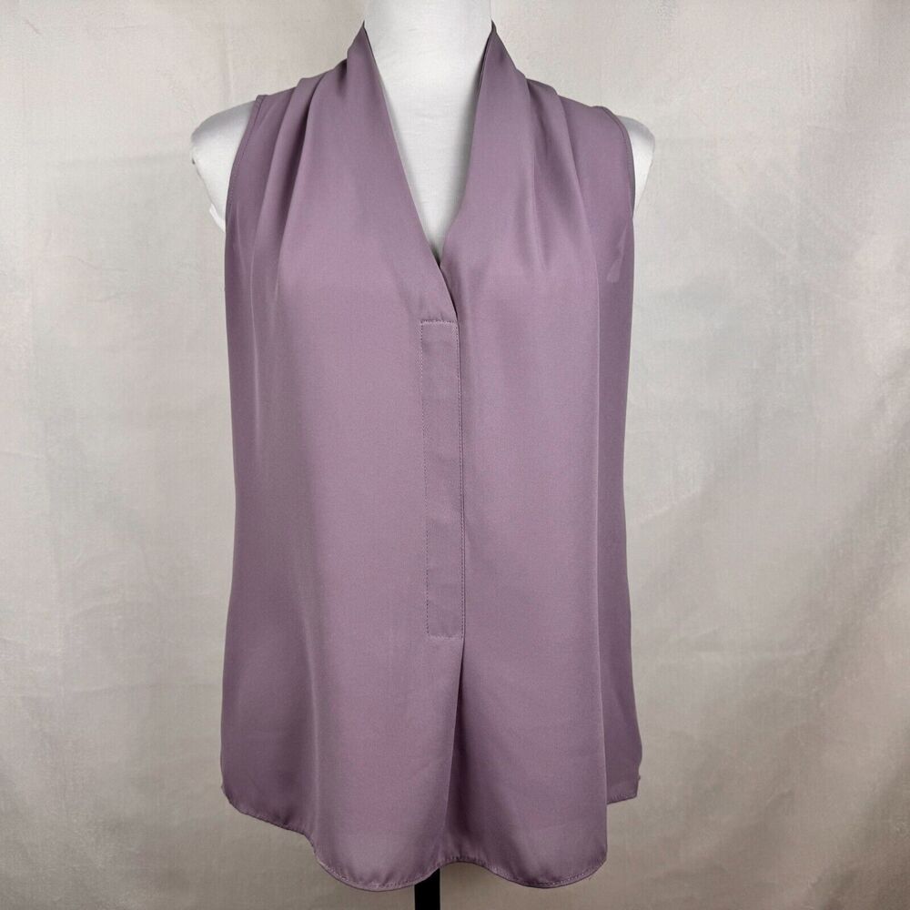 Rose & Olive Blouse Sz XS Lavender Sleeveless V-Neck pleated front